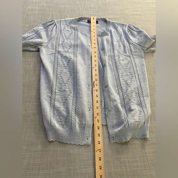 Kancy Kole women’s short sleeve sweater in light grey. Women’s size L - Picture 7 of 16